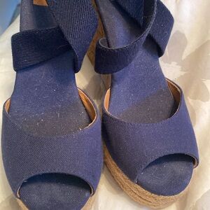 Tory Burch navy blue wedges size 8